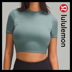 Lululemon Wundermost Ultra-Soft Nulu Crewneck Cropped T-Shirt• Medium Forest💚🍃
